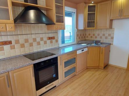 Pronájem domu/vily, 101 m²