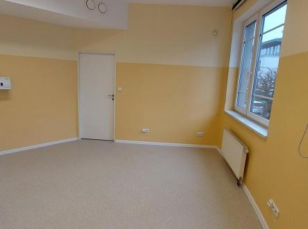 Pronájem komerčního objektu, jiný, 51 m²