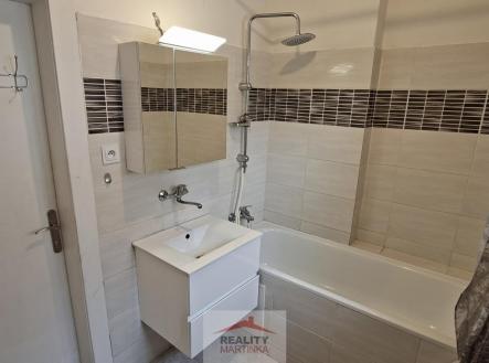 Pronájem bytu, 2+1, 90 m²