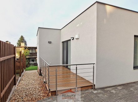 Pronájem bytu, 2+kk, 37 m²