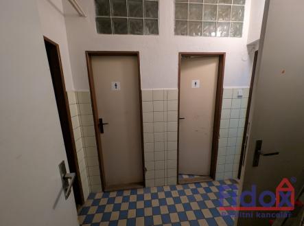 Prodej obchodní prostor, 482 m²