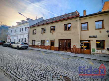 Prodej obchodní prostor, 482 m²