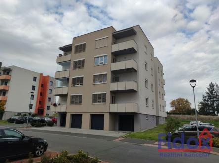 Pronájem bytu, 3+kk, 65 m²