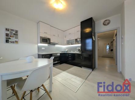 Pronájem bytu, 3+kk, 65 m²