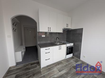 Pronájem bytu, 1+1, 32 m²