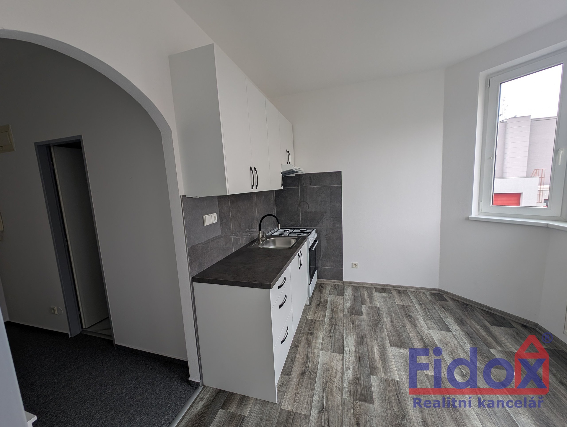 PXL_20260209_095436499