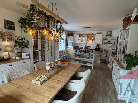 Prodej - dům/vila, 146 m²