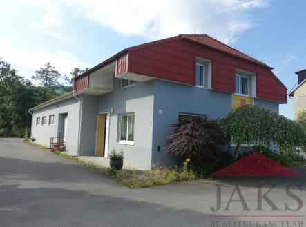 Pronájem skladovací prostor, 238 m²