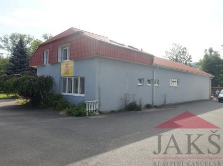 Pronájem skladovací prostor, 238 m²