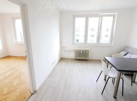 Pronájem bytu, 2+kk, 35 m²