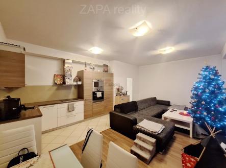 Pronájem bytu, 2+kk, 62 m²