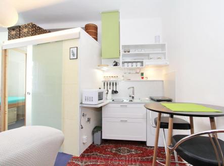 Pronájem bytu, 1+kk, 30 m²