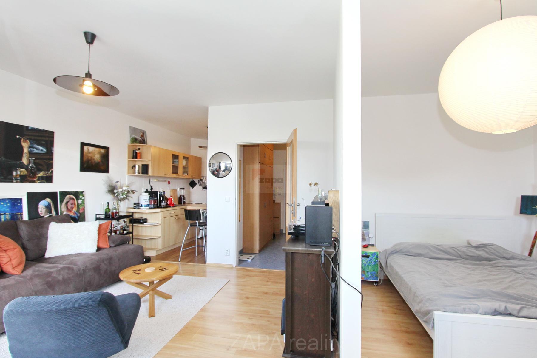 pohled z balkonu.JPG