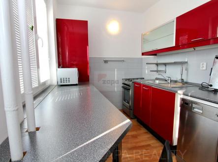 Pronájem bytu, 4+kk, 75 m²
