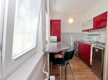 Pronájem bytu, 4+kk, 75 m²