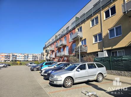 Pronájem bytu, 1+kk, 37 m²