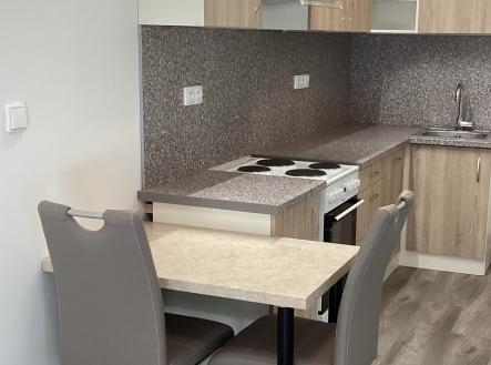 Pronájem bytu, 1+kk, 40 m²