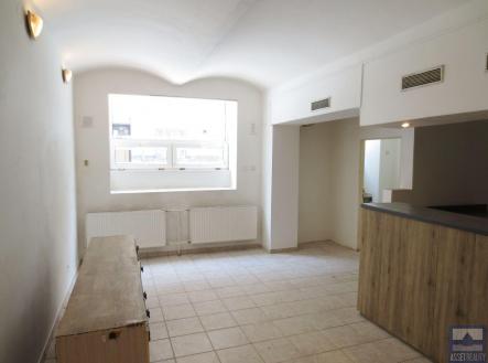 Pronájem bytu, 2+1, 70 m²