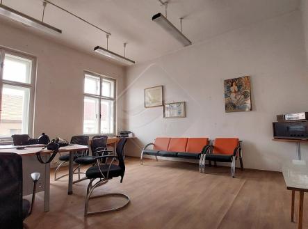 Prodej - dům/vila, 564 m²