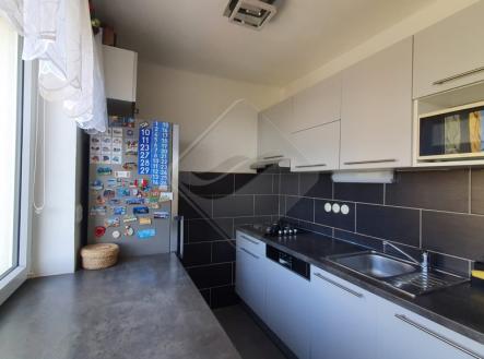 Prodej bytu, 3+1, 77 m²