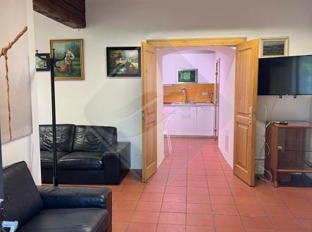 Prodej - obchodní prostor, 109 m²