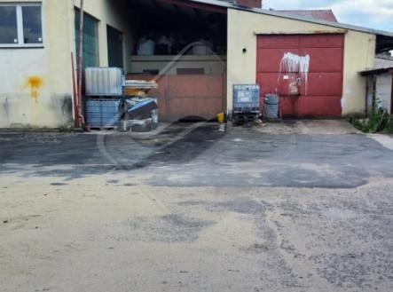 Pronájem - skladovací prostor, 120 m²