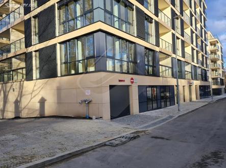 Prodej obchodní prostor, 113 m²