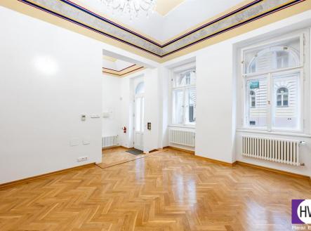 Prodej - obchodní prostor, 95 m²