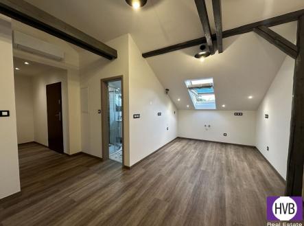 Prodej bytu, 2+kk, 60 m²