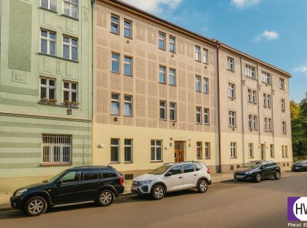 Prodej bytu, 1+1, 70 m²