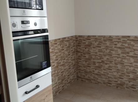 Pronájem bytu, 3+1, 92 m²