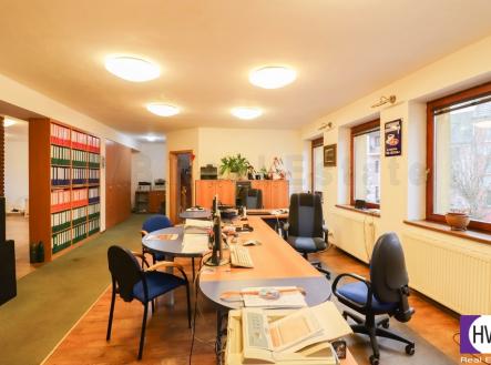 Pronájem kanceláře, 110 m²