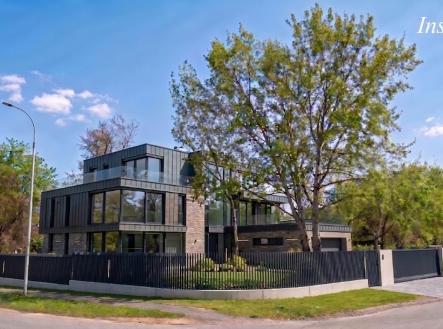 Prodej pozemku pro bydlení, 924 m²