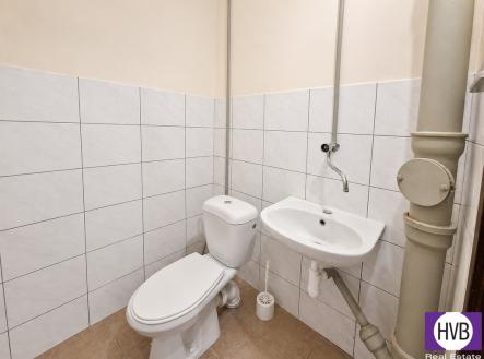 Pronájem skladu, 17 m²