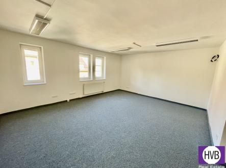 Pronájem kanceláře, 112 m²