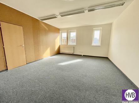 Pronájem kanceláře, 112 m²