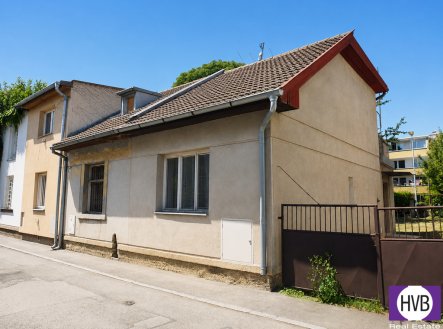 Prodej RD se zahradou, užitná plocha 58 m2/terasa/sklep, pozemek 215 m2, Praha 9 - Prosek, Měšická