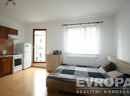 Pronájem bytu, 1+kk, 30 m²