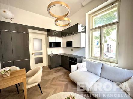 Pronájem bytu, 2+kk, 40 m²