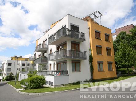 Pronájem bytu, 2+kk, 64 m²