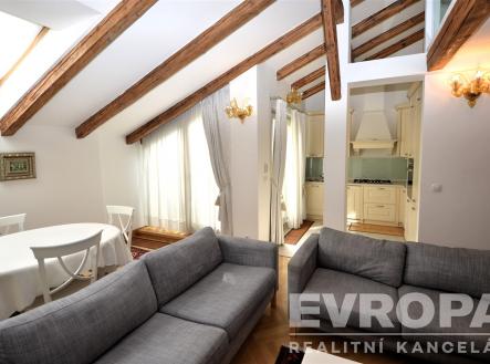 Pronájem bytu, 3+kk, 104 m²