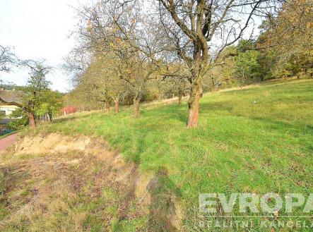 Prodej pozemku pro bydlení, 2 330 m²