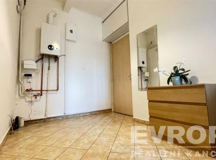 Pronájem bytu, 2+kk, 51 m²