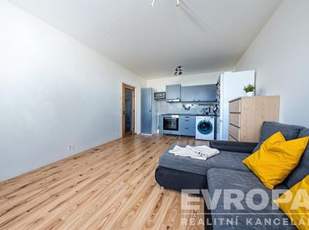 Pronájem bytu, 2+kk, 37 m²