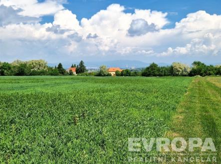 Prodej pozemku pro bydlení, 30 111 m²