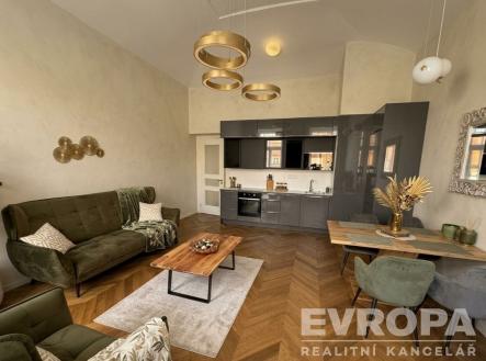 Pronájem bytu, 2+kk, 64 m²