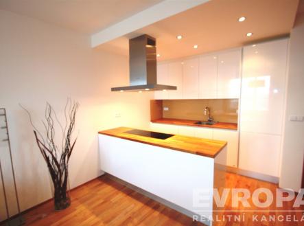 Pronájem bytu, 2+kk, 57 m²