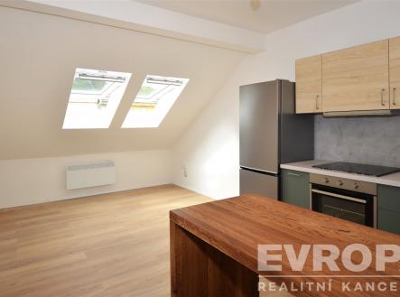 Pronájem bytu, 2+kk, 41 m²