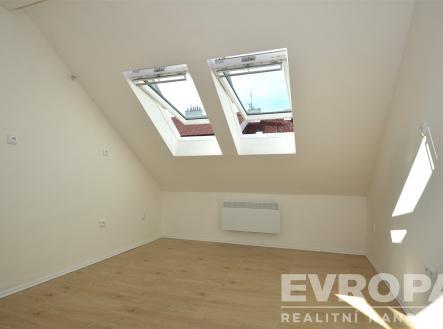 Pronájem bytu, 2+kk, 41 m²