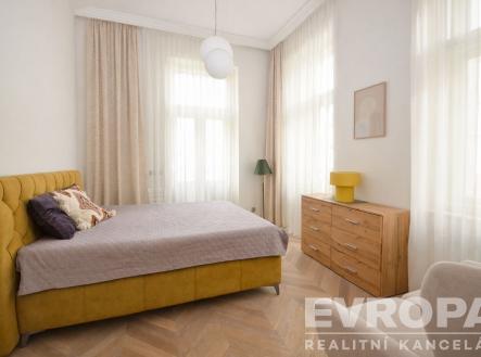 Pronájem bytu, 2+kk, 69 m²